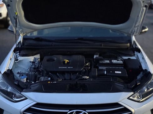 Used 2018 Hyundai Elantra SEL FWD image 28
