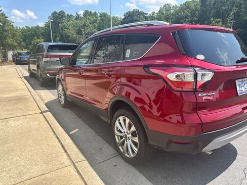 Used 2017 Ford Escape Titanium FWD image 11