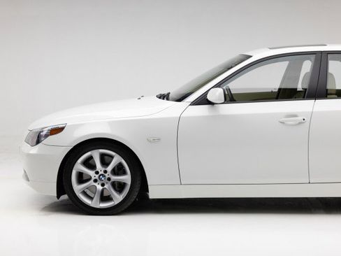 Used 2004 BMW 545i Sedan image 17