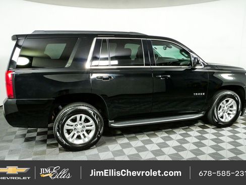 Used 2020 Chevrolet Tahoe LS RWD image 2