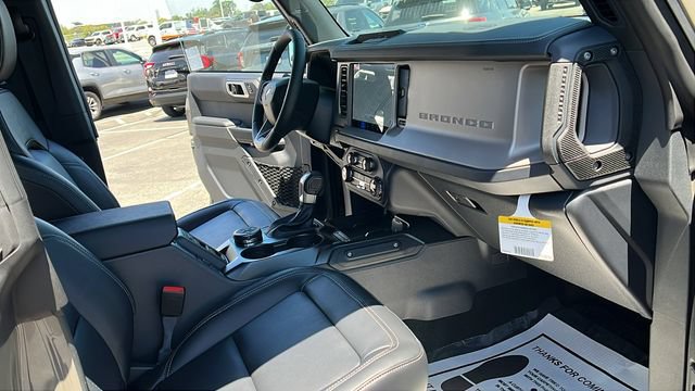 New 2026 Ford Bronco Outer Banks AWD/4WD image 14