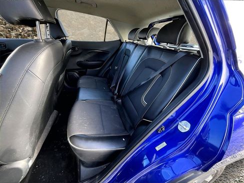 Used 2023 Hyundai Venue Limited w/ Cargo Package image 23