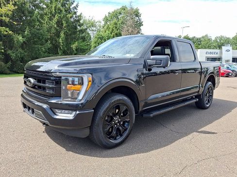 Used 2022 Ford F150 XLT w/ Equipment Group 302A High AWD/4WD image 3