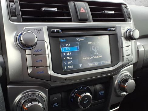 Used 2019 Toyota 4Runner SR5 AWD/4WD image 17