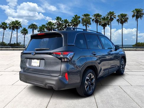 Certified 2025 Subaru Forester Premium image 4