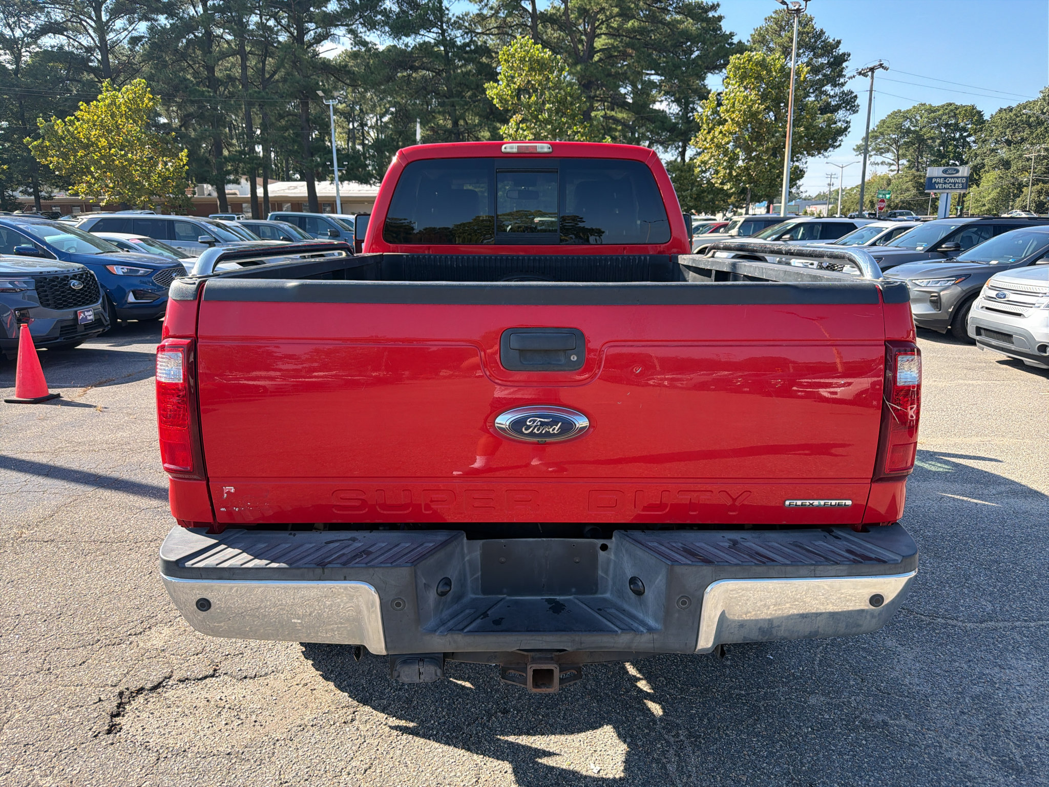 Used 2016 Ford F350 Lariat AWD/4WD image 6