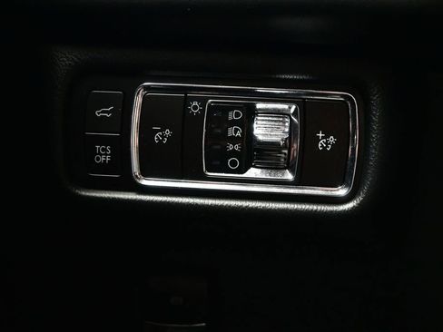 Used 2023 Lincoln Nautilus FWD w/ Premium Package image 14