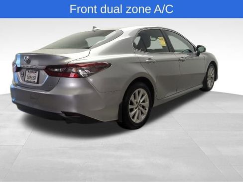 Used 2024 Toyota Camry LE image 6