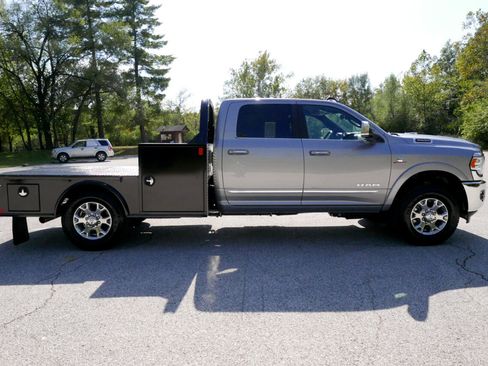 Used 2022 RAM 3500 Limited image 5