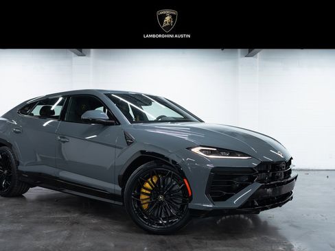 New 2025 Lamborghini Urus SE image 1