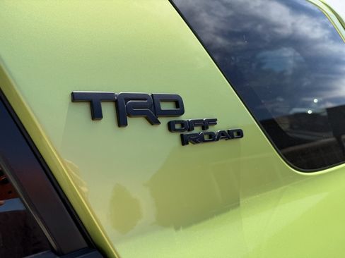 Used 2023 Toyota 4Runner TRD Off-Road Premium w/ Moonroof Package AWD/4WD image 8