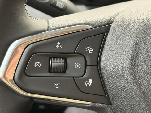New 2026 Chevrolet TrailBlazer LT w/ LT Cold Weather Package FWD image 17