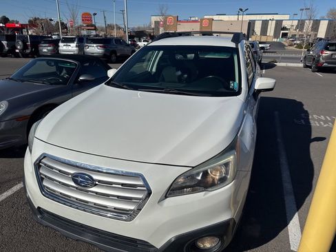 Used 2017 Subaru Outback 2.5i Premium image 1