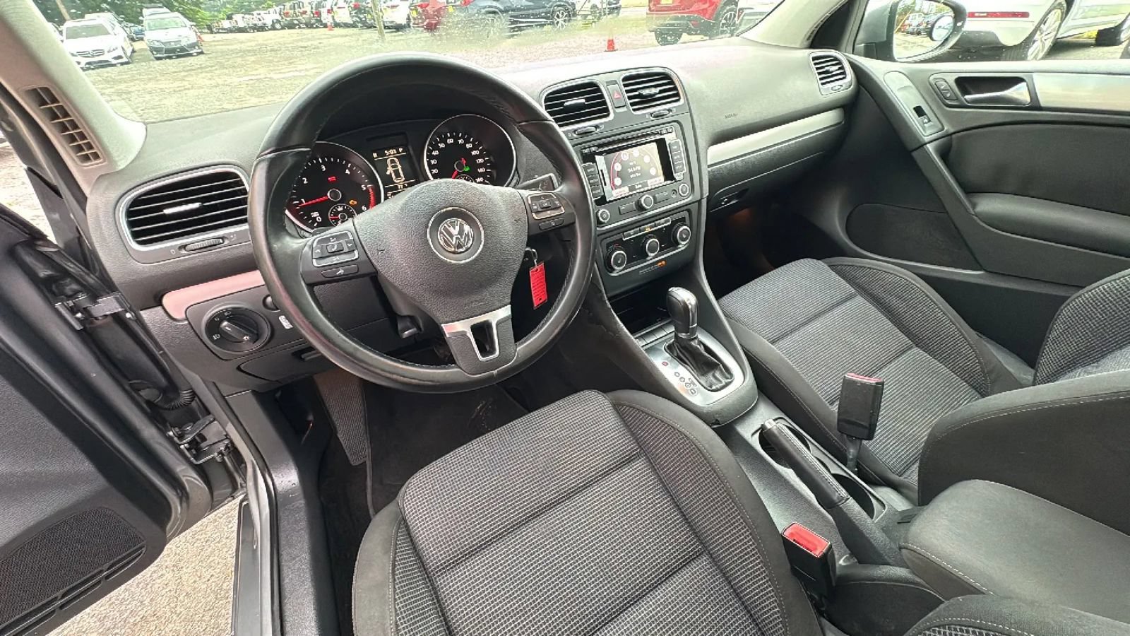 Used 2013 Volkswagen Golf TDI FWD image 11