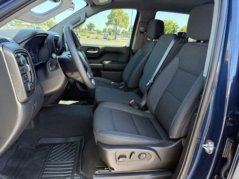 Used 2023 Chevrolet Silverado 1500 Custom AWD/4WD image 16