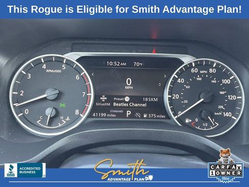 Used 2025 Nissan Rogue SV image 18