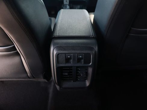 Used 2025 Ford Bronco Outer Banks AWD/4WD image 33
