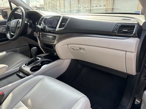 Used 2017 Honda Pilot EX-L image 28