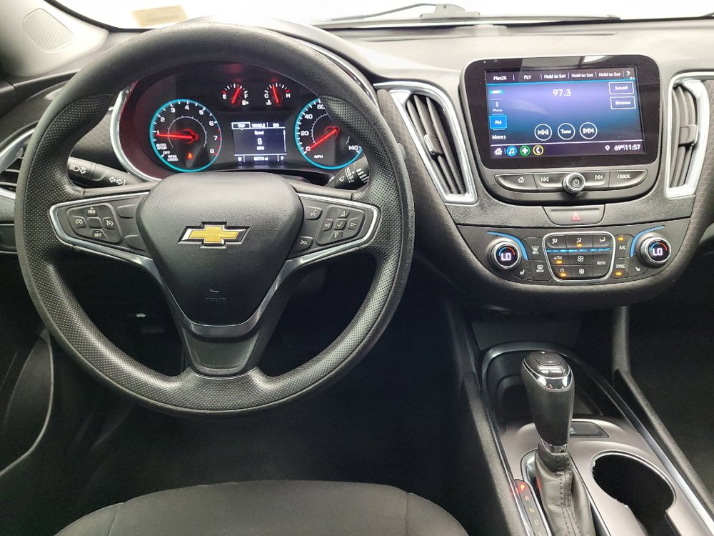Used 2019 Chevrolet Malibu LT FWD image 22