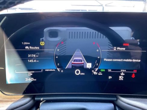 Certified 2025 Audi Q5 Premium Plus w/ Premium Plus image 23