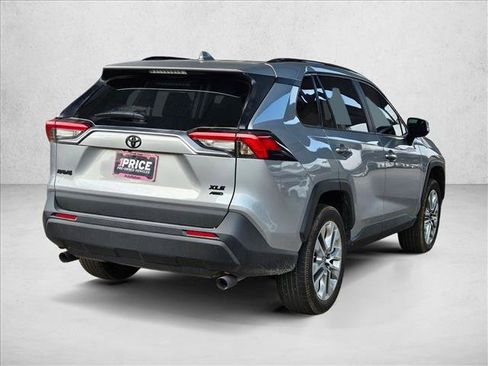 Used 2025 Toyota RAV4 XLE Premium w/ Weather Package AWD/4WD image 5