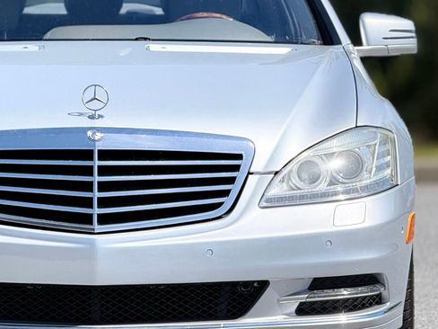Used 2010 Mercedes-Benz S 550 image 15