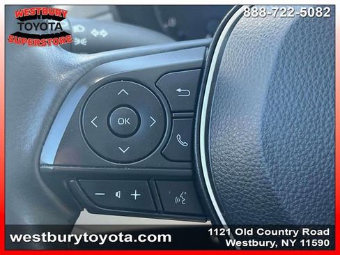 Used 2024 Toyota Corolla Cross LE w/ Moonroof Package image 21