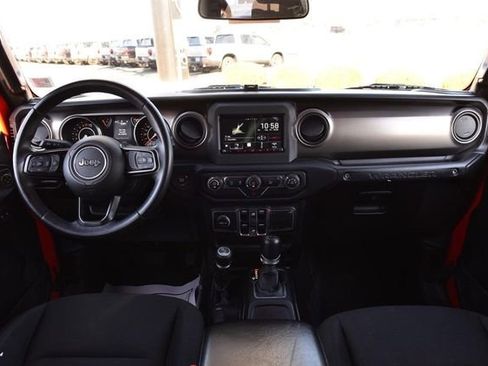 Used 2018 Jeep Wrangler Unlimited Sport S image 7