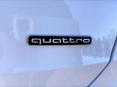 Used 2023 Audi Q3 2.0T Premium w/ Convenience Package image 31