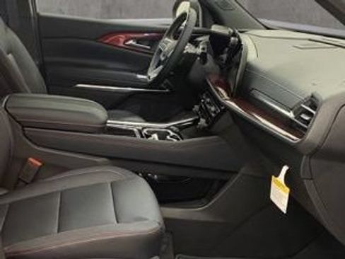 New 2026 Chevrolet Traverse Z71 w/ Enhanced Driving Package AWD/4WD image 26
