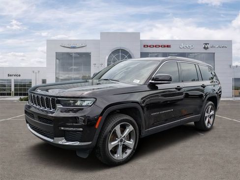 Certified 2022 Jeep Grand Cherokee L Limited RWD image 5
