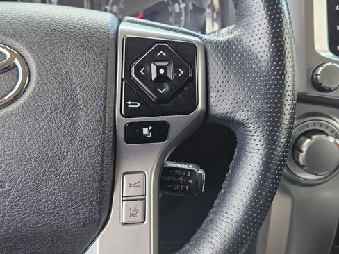 Used 2023 Toyota 4Runner SR5 Premium w/ Moonroof Package RWD image 18