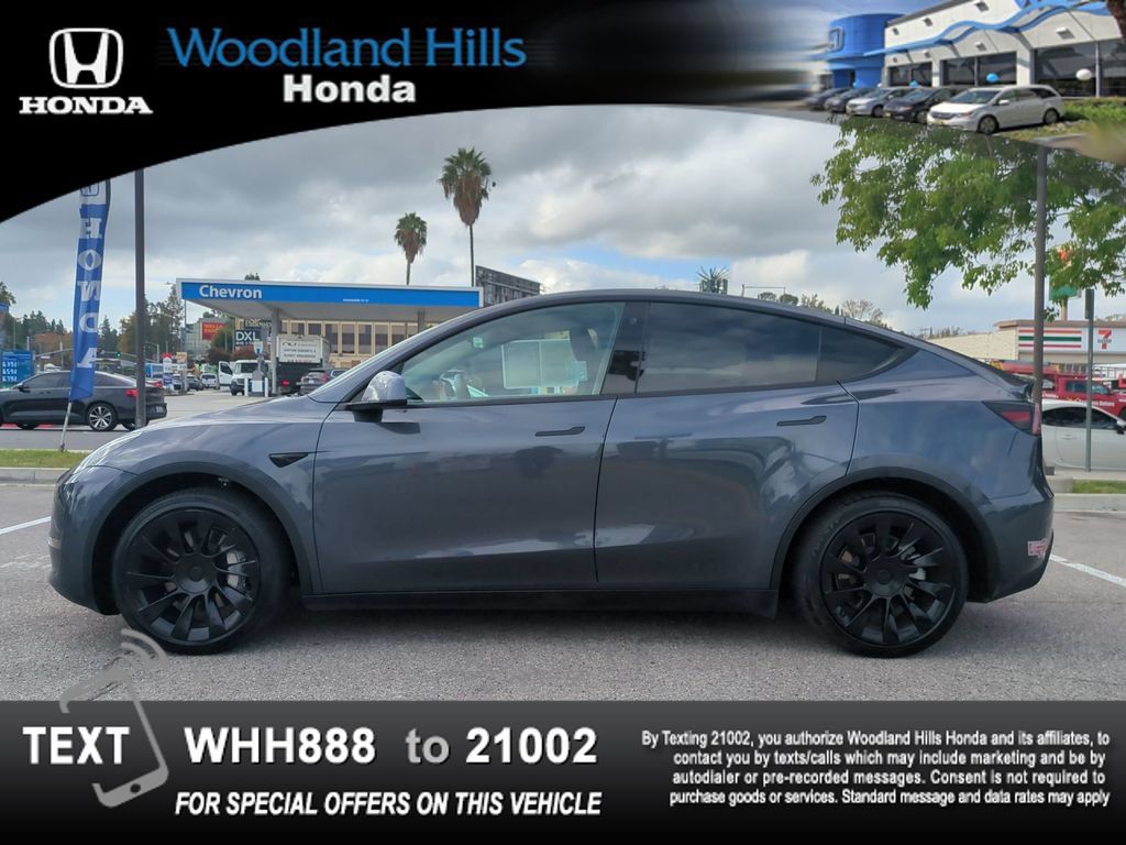 Used 2022 Tesla Model Y Long Range AWD/4WD image 8