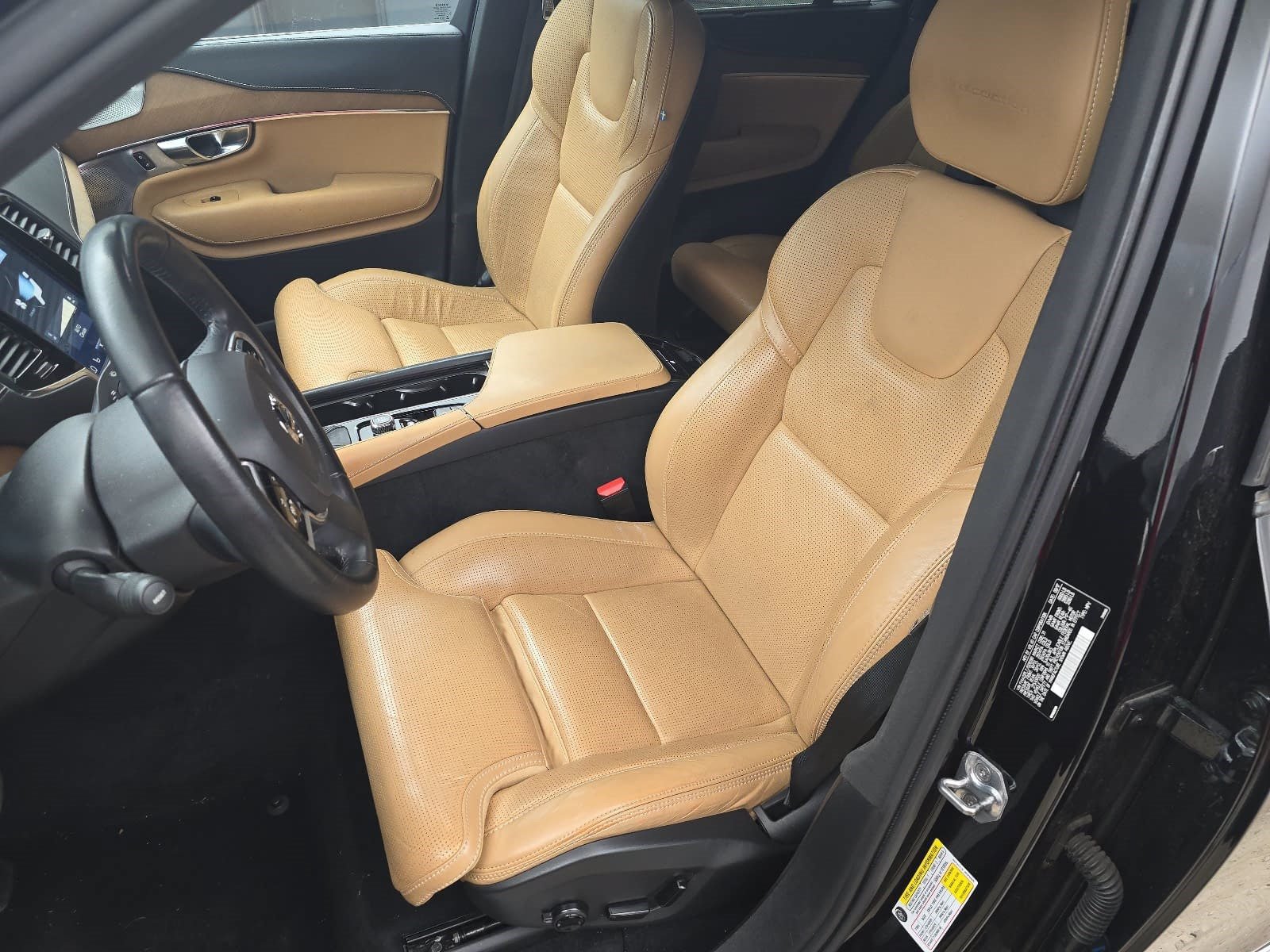 Used 2018 Volvo XC90 T6 Inscription w/ Convenience Package AWD/4WD image 11