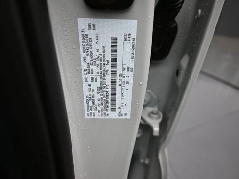 Certified 2025 Ford F250 XLT w/ Black Appearance Package image 19