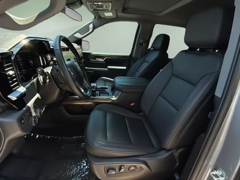 Used 2026 Chevrolet Silverado 1500 LT Trail Boss w/ Convenience Package II AWD/4WD image 18