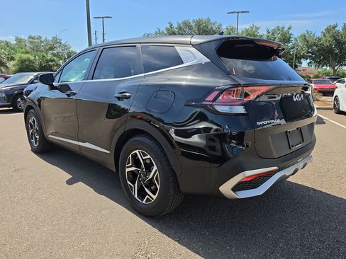 Certified 2023 Kia Sportage LX FWD image 5
