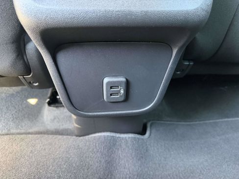 Certified 2023 Chevrolet Equinox LS w/ LS Convenience Package FWD image 13