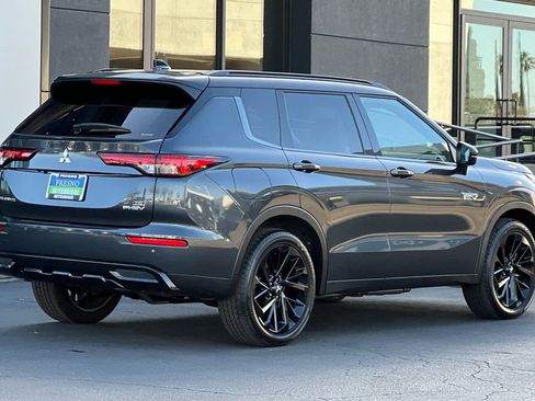 New 2025 Mitsubishi Outlander SEL Black Edition image 5