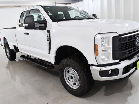 New 2026 Ford F250 XL w/ XL Off-Road Package image 5