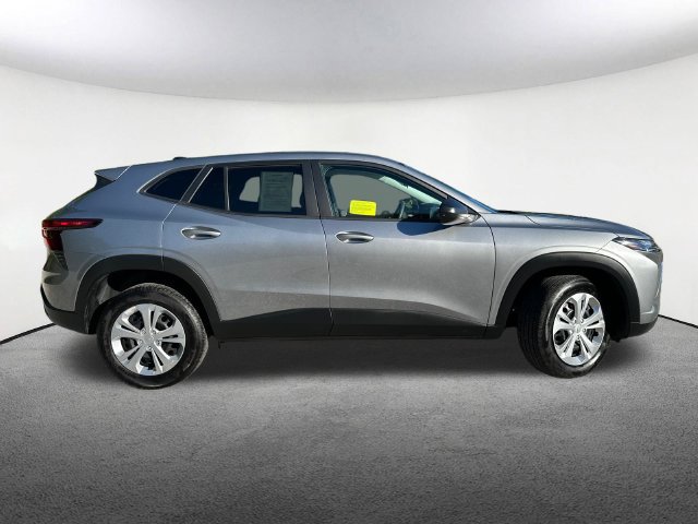Certified 2026 Chevrolet Trax LS FWD image 15