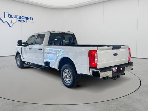 Used 2025 Ford F350 XL w/ XL Driver Assist Package RWD image 7