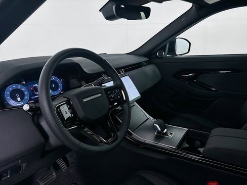 Used 2026 Land Rover Range Rover Evoque S image 9
