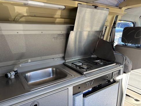 Used 2000 Volkswagen Eurovan MV image 17