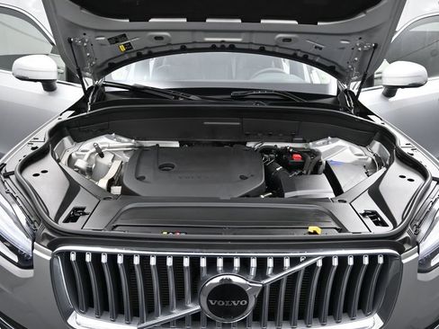 Used 2023 Volvo XC90 B6 Plus w/ Protection Package Premier AWD/4WD image 22