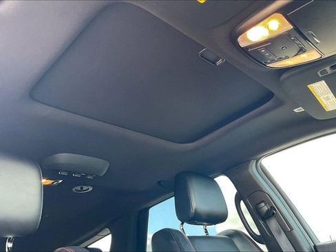 Used 2023 Dodge Durango GT image 28