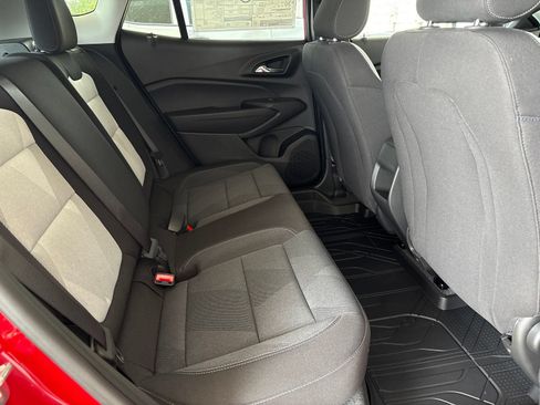 New 2026 Chevrolet Trax LS w/ LS Convenience Package FWD image 17