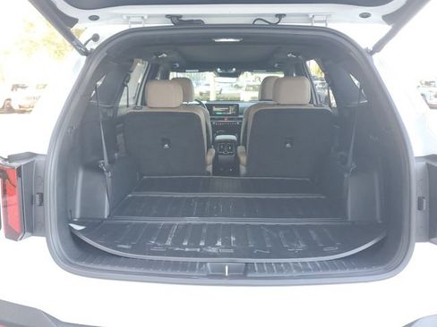 Used 2024 Kia Sorento SX Prestige w/ Olive Brown Leather Package AWD/4WD image 6