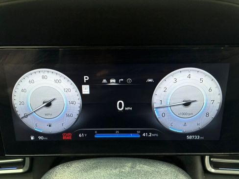 Used 2024 Hyundai Elantra SEL FWD image 18
