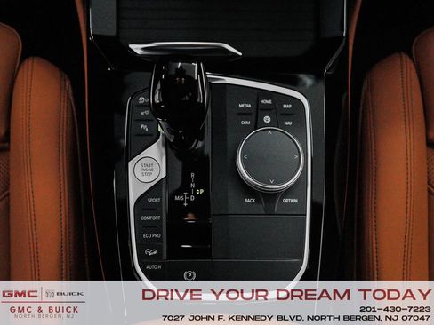 Used 2025 BMW X4 M40i w/ Premium Package image 29